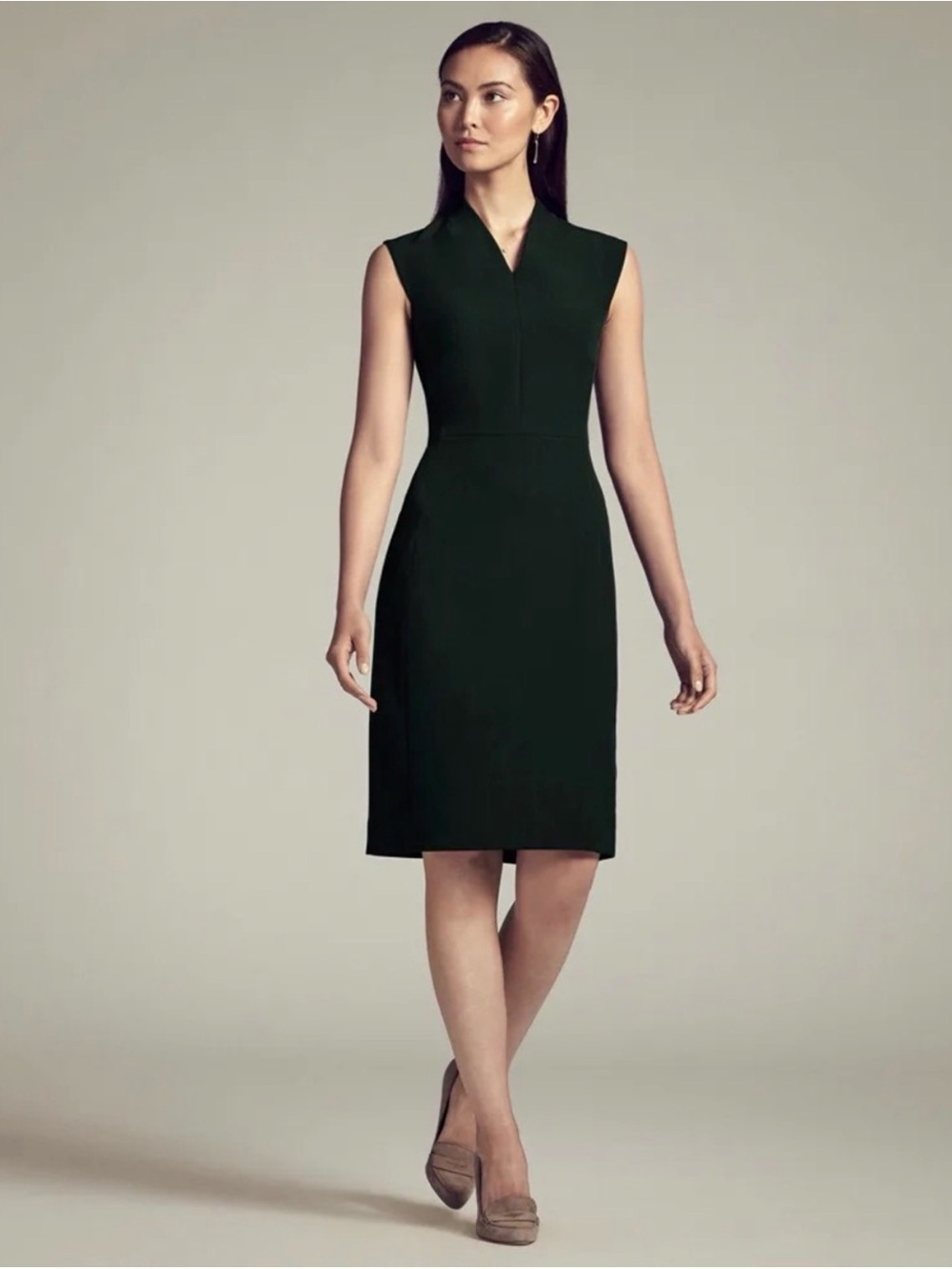 MM.LaFleur Aditi Boardroom Dress in WonderTex Fabric | Dark Green | 8